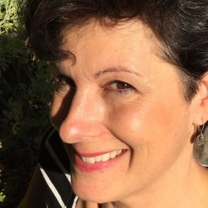 Meet your Posher, Justine